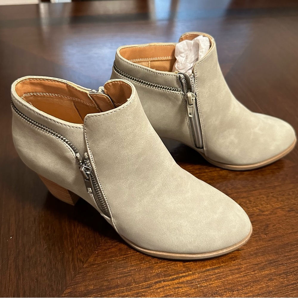 New Report Footwear Corra Bootie 7 Grey